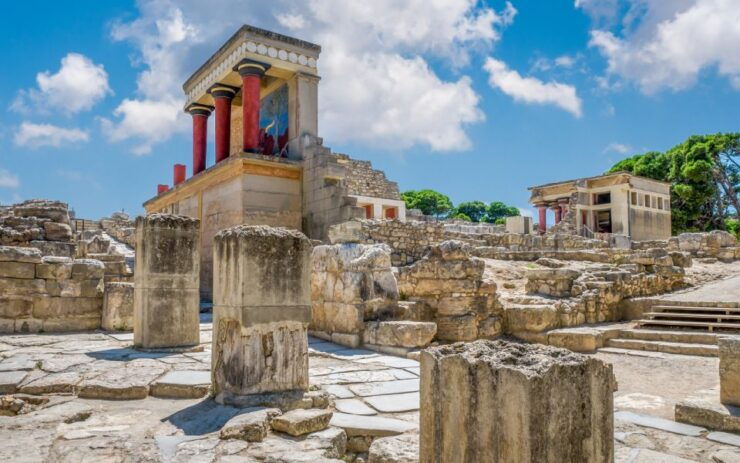 Heraklion City, Walking Tour, Old Market & Knossos Palace - Experience Highlights