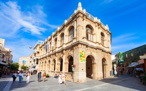 Heraklion City, Walking Tour, Old Market & Knossos Palace - Frequently Asked Questions