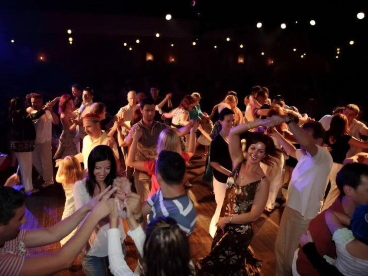 Heraklion: Cretan Folklore Night With Dinner & Transfers - Activity Details