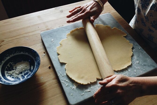 Heraklion: Cretan Private Cooking Lesson With Lunch in Arolithos - Reviews