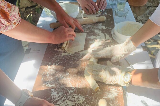 Heraklion: Cretan Private Cooking Lesson With Lunch in Arolithos - The Sum Up