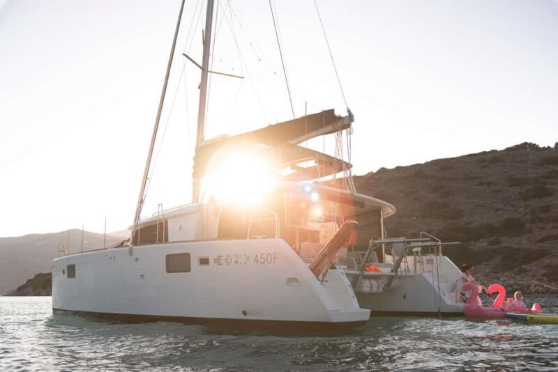 Heraklion: Dia Catamaran with Chef Dinner, Open Bar & Sunset - Good To Know