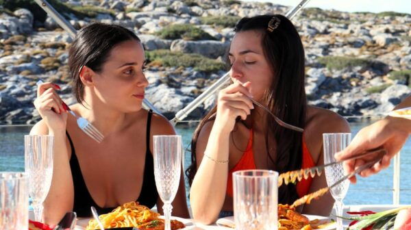 Heraklion: Dia Island Small Group Catamaran Cruise With Meal - Booking Information