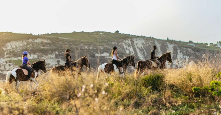 Heraklion: Horse Ride in the Cretan Mountains - Experience Highlights