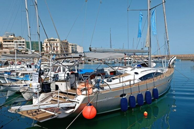 Heraklion: Luxury Sailing Trip to Dia Island-Up to 14 Guests - Included Amenities