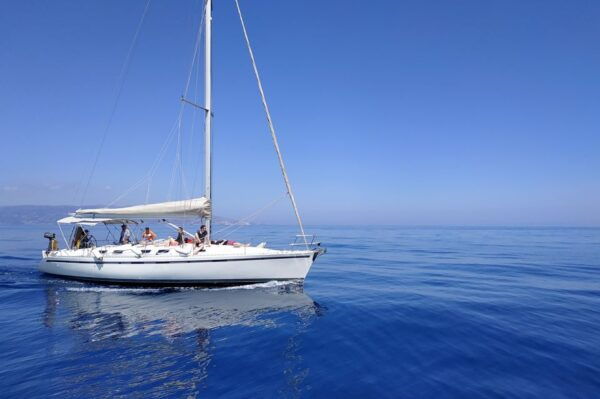 Heraklion: Private Sailing to Dia Island With Lunch - Safety and Boat Handling Briefing