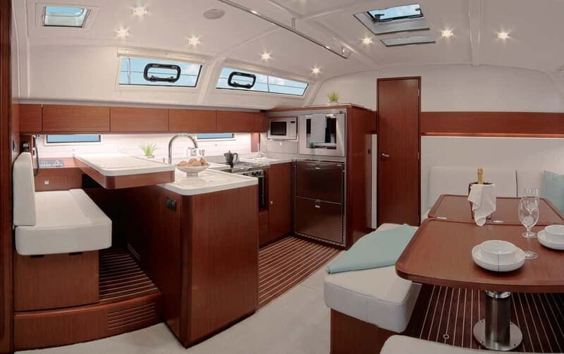 Heraklion: Sailing to Dia island with lunch on Bavaria 51 - Why This Tour Could Be the Perfect Choice for You