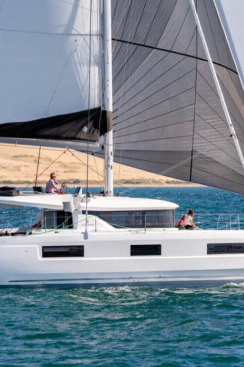 Heraklion: Sailing to Dia Island With Lunch on Catamaran - Itinerary Highlights