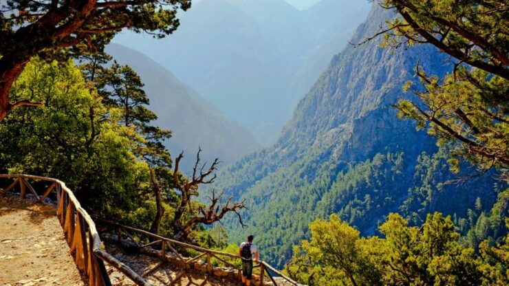 Heraklion: Samaria Gorge Guided Hiking Day Tour - Experience Highlights