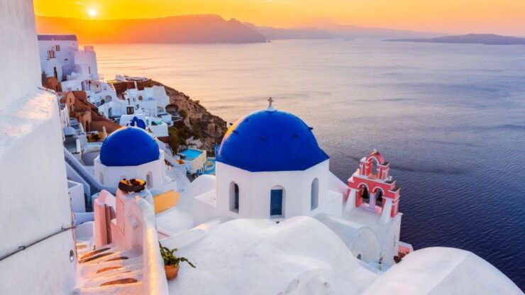 Heraklion: Santorini Ferry and Day Trip to Fira and Oia - Trip Details
