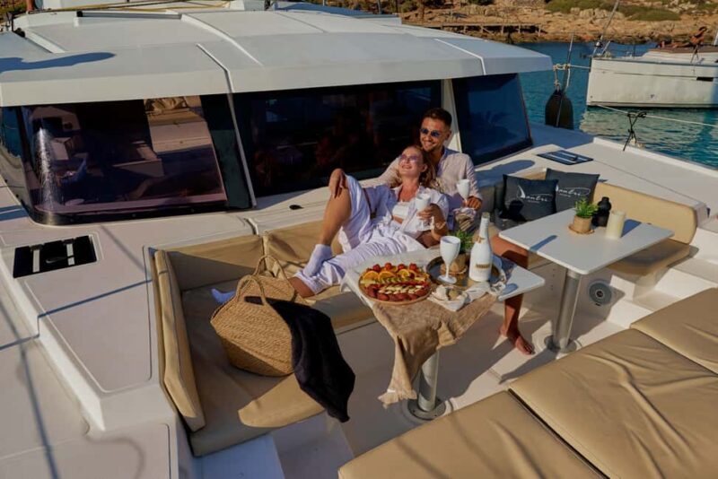 Heraklion: Sunset Catamaran to Dia with Prosecco & Snacks - FAQ