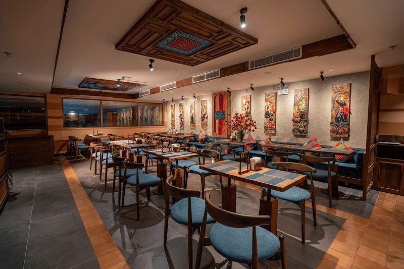 Herbal Spa Da Nang: Relaxation with Hot Stones and Herbal Essential - A beach-area reset on Phan Tu Street