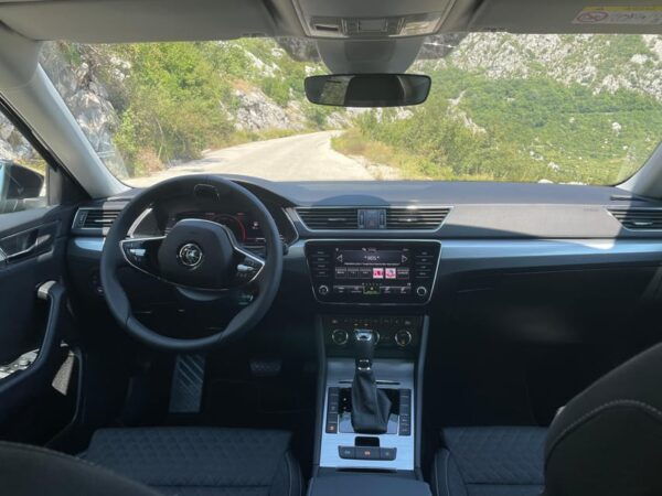 Herceg Novi: Private Transfer to Dubrovnik Airport - Travel Experience