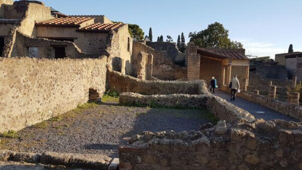 Herculaneum: Guided Walking Tour With Priority Admission - The Sum Up