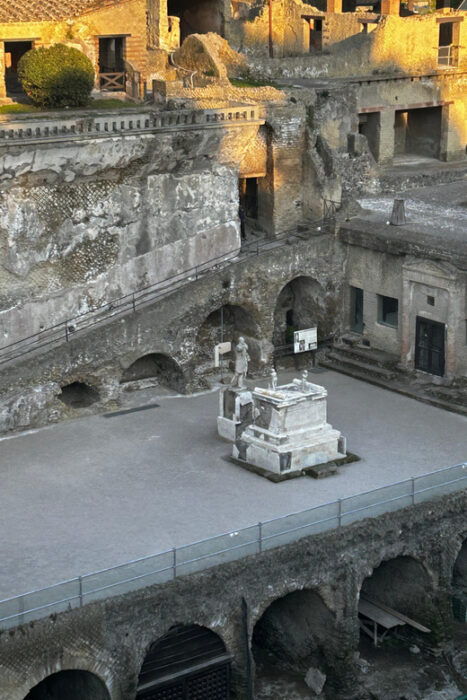 Herculaneum - Small Group Tour (Admission Included) - The Boat Museum and Ancient Life