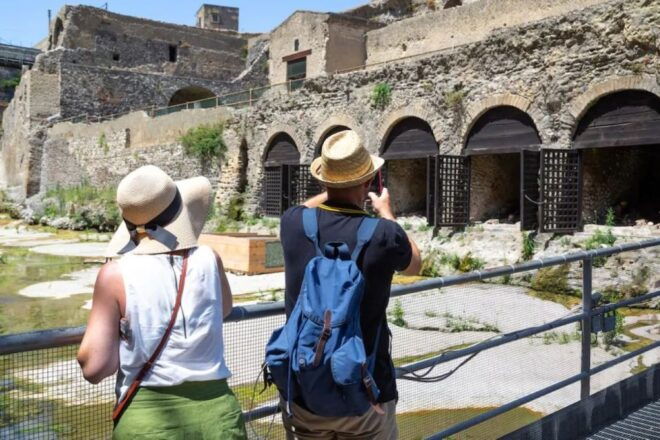 Herculaneum Small-Group Tour With a Local Guide - Inclusions