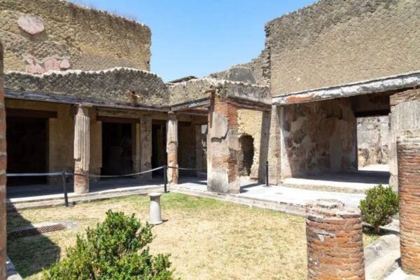 Herculaneum Small-Group Tour With a Local Guide - The Sum Up