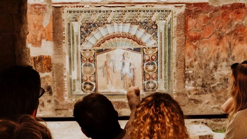 Herculaneum tour with an archaeologist guide - Herculaneum in two hours: key points