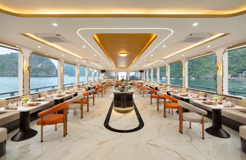 Hercules Grand Luxury Day Cruise: Ha Long Bay, Sung Sot, Ti Top - Ti Top Island: beach time or a climb