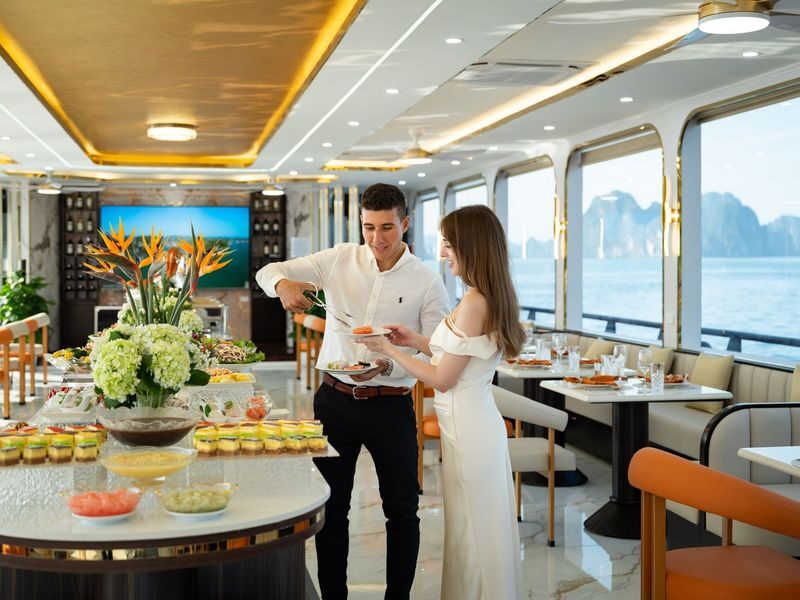 Hercules Grand Luxury Day Cruise: Ha Long Bay, Sung Sot, Ti Top - Choosing a package and judging the price