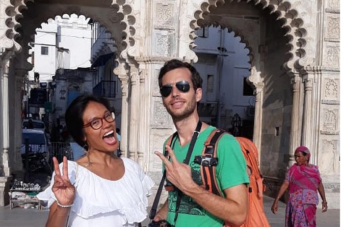Heritage & Cultural Walk of Udaipur (2 Hours Guided Walking Tour) - Meeting and Pickup Details