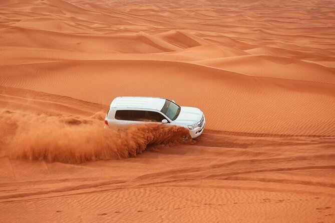 Heritage Safari & Dune Bashing With Vintage Car & 5 Star Dinner - Experience the Heritage Safari