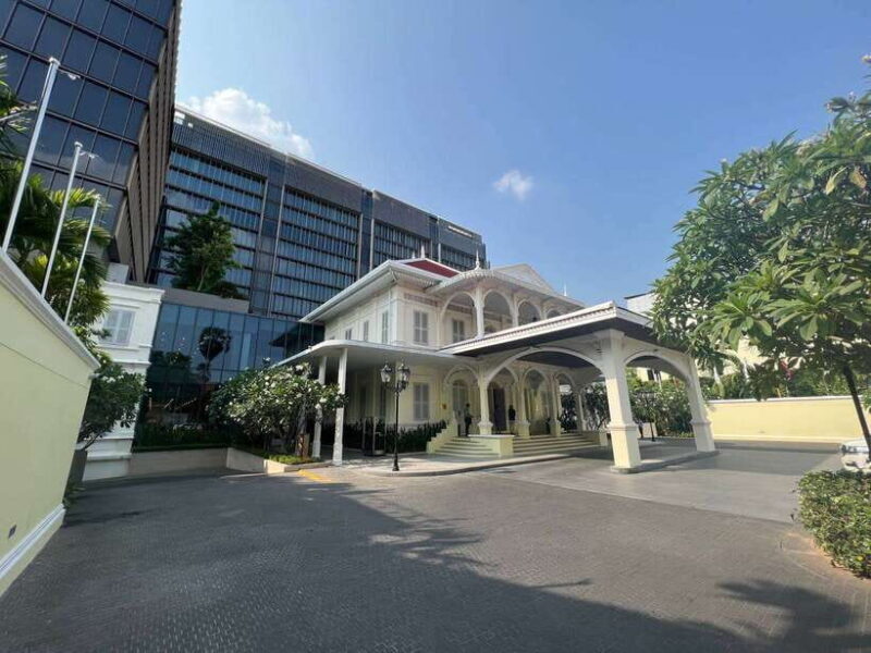 Heritage tour of Phnom Penh in electric bus - FAQs