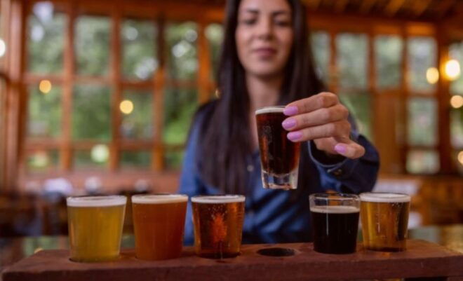 Heritage Tour : Private Boat, Havelis, City Walk & High Tea - High Tea/Beer Tasting