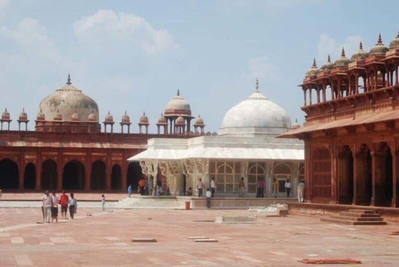 Heritage Trio: Taj, Agra Fort & Fatehpur Sikri Day Tour. - FAQ