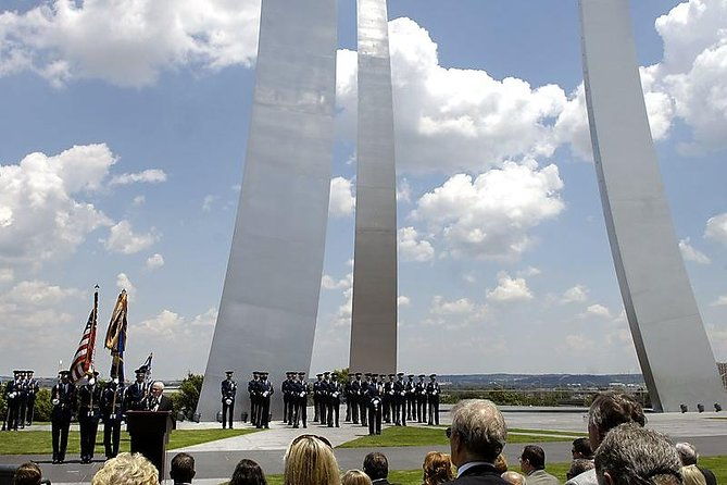 "HEROES OF FREEDOM" Shared Tour (4 Hours Military Tribute) - Frequently Asked Questions