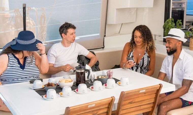 Hersonissos: Private Catamaran Cruise, Dia Island with Lunch - FAQ