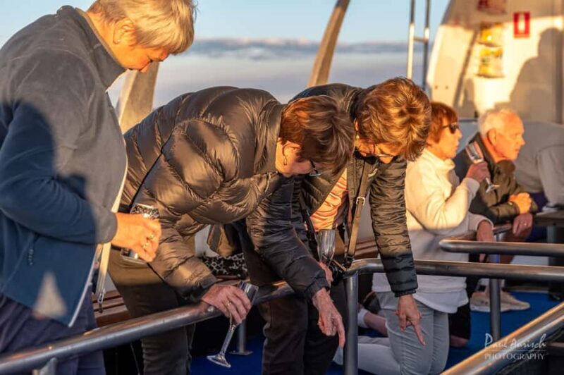 Hervey Bay: Relaxing Sunset Cruise with Champagne and Prawns - Hervey Bay: Relaxing Sunset Cruise with Champagne and Prawns – A Genuine Look