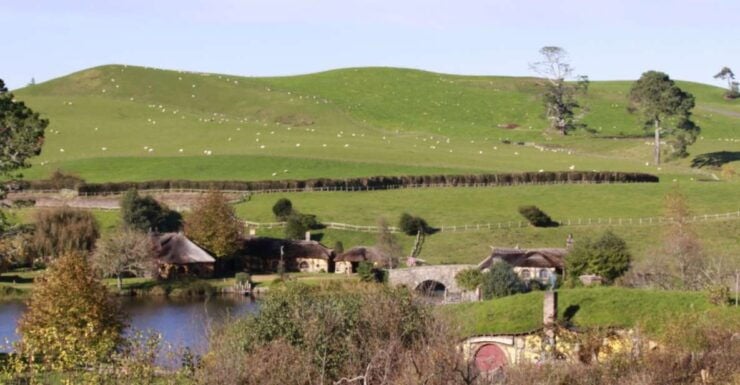 HF3S - Hobbiton, Rotorua and Waitomo Caves Supercharged - Inclusions