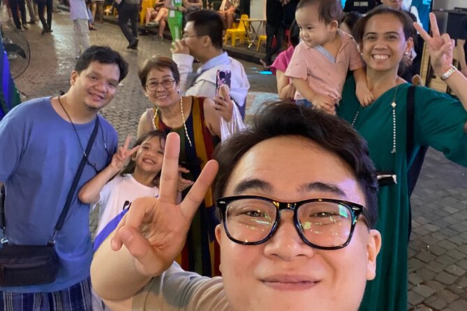 [Hi-End] Private Street Food Tour With Chris of Hanoi - The Best Street Food Spots in Hanoi