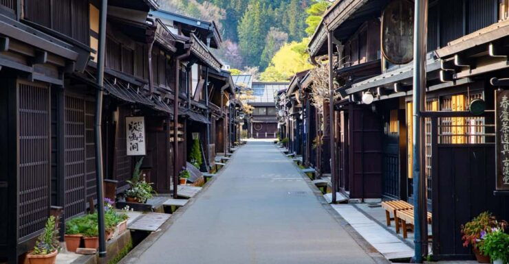 Hida:Lets Go to Takayama & Shirakawago on Public Bus! - Detailed Itinerary