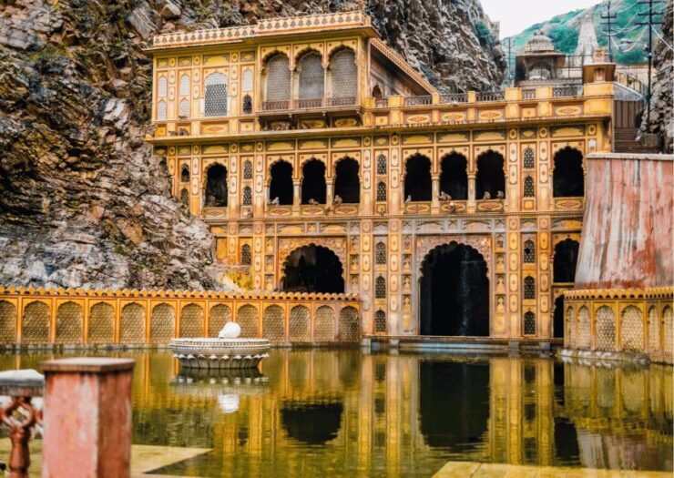 Hidden Gems of Jaipur With a Local (Half Day Tour in AC Car) - Tour Highlights