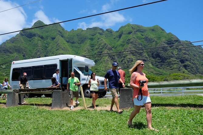 Hidden Gems of Oahu Circle Island Tour With Byodo in Temple - The Sum Up