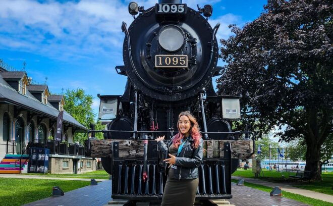 Hidden Kingston City Walking Tours - Tour Guide Expertise