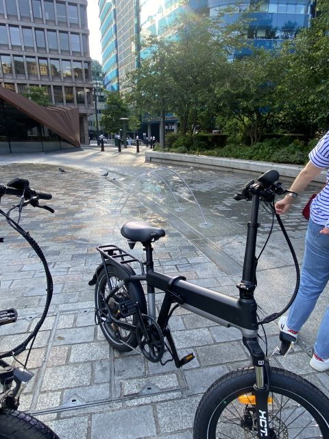 Hidden London-Experience by E-bike - Live Tour Guide Experience
