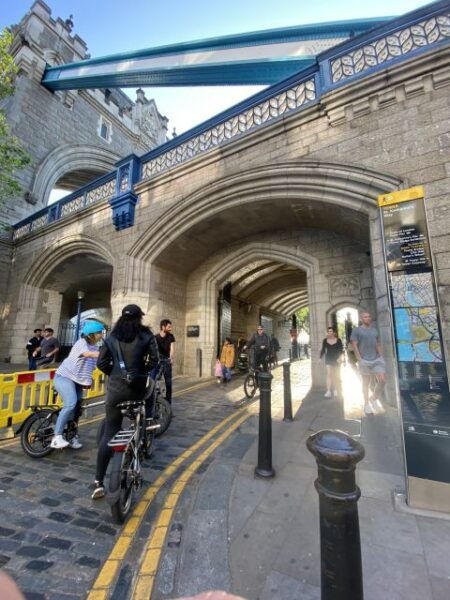 Hidden London-Experience by E-bike - The Sum Up