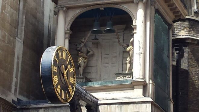 Hidden London Walking Tour - Experience the Legends