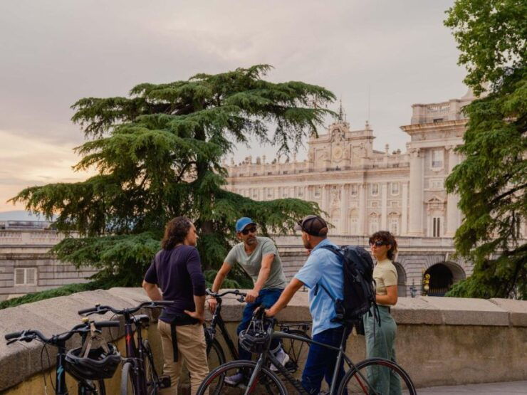 HIDDEN MADRID BIKE TOUR - Tour Details