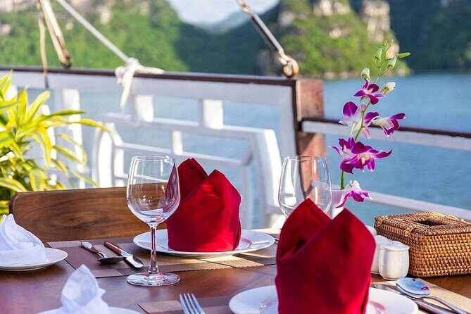 Hidden Paradise of Bai Tu Long Bay Day Cruise and Kayak Adventure - Who Is This Tour Best For?