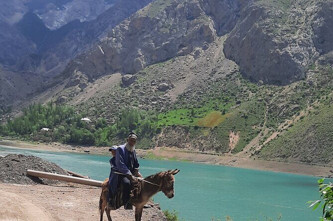 "Hidden Paradise: Seven Lakes & Voru Village in 2 Days" - Who Will Love This Tour?