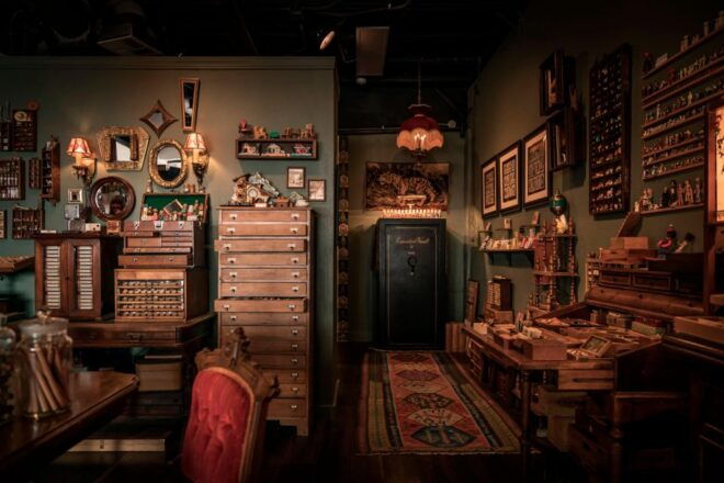 Hidden Speakeasy Tour - Customizable Itinerary