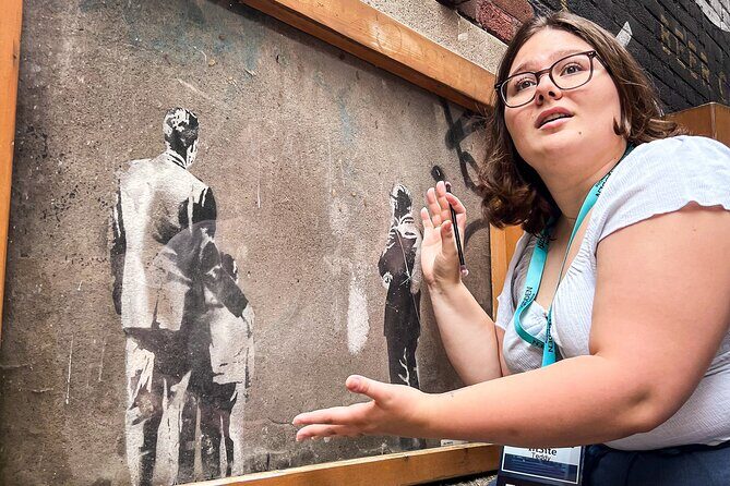 Hidden Toronto Walking Tour and Discover the City Quirky Secrets - In-Depth Look at the Hidden Toronto Experience