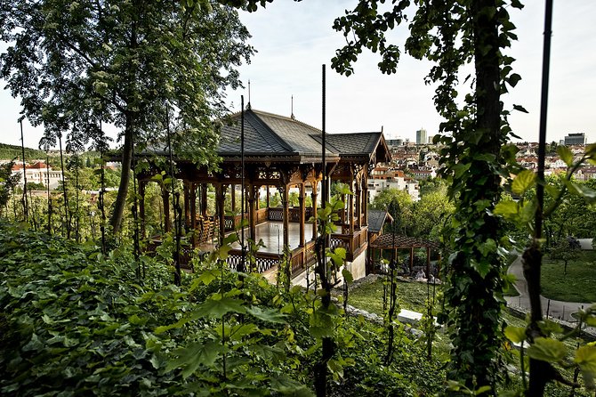 Hidden Vineyards and Private Winery Tour in Prague - Directions and Recommendations