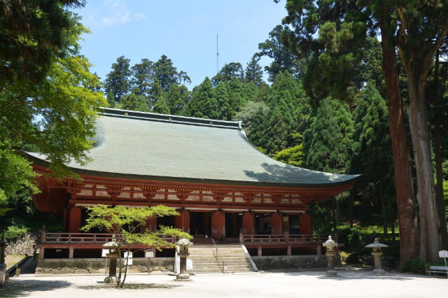 Hieizan Enryaku-ji Temple Admission Ticket in Shiga - East Pagoda: the natural place to begin