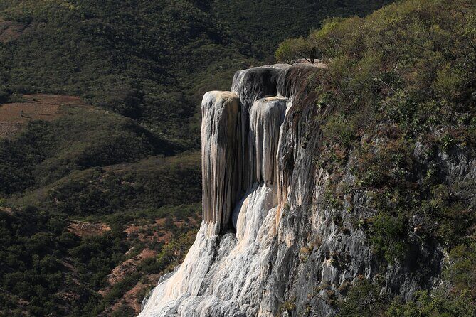 Hierve el Agua, Mitla, Tule, Teotilán and Mezcal factory - Good To Know