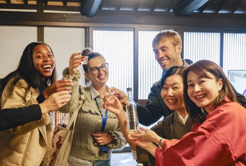 Higashi Hiroshima 3 Breweries 1.5-Hour Sake Tasting Tour - Three Saijo Breweries, One Short Walk